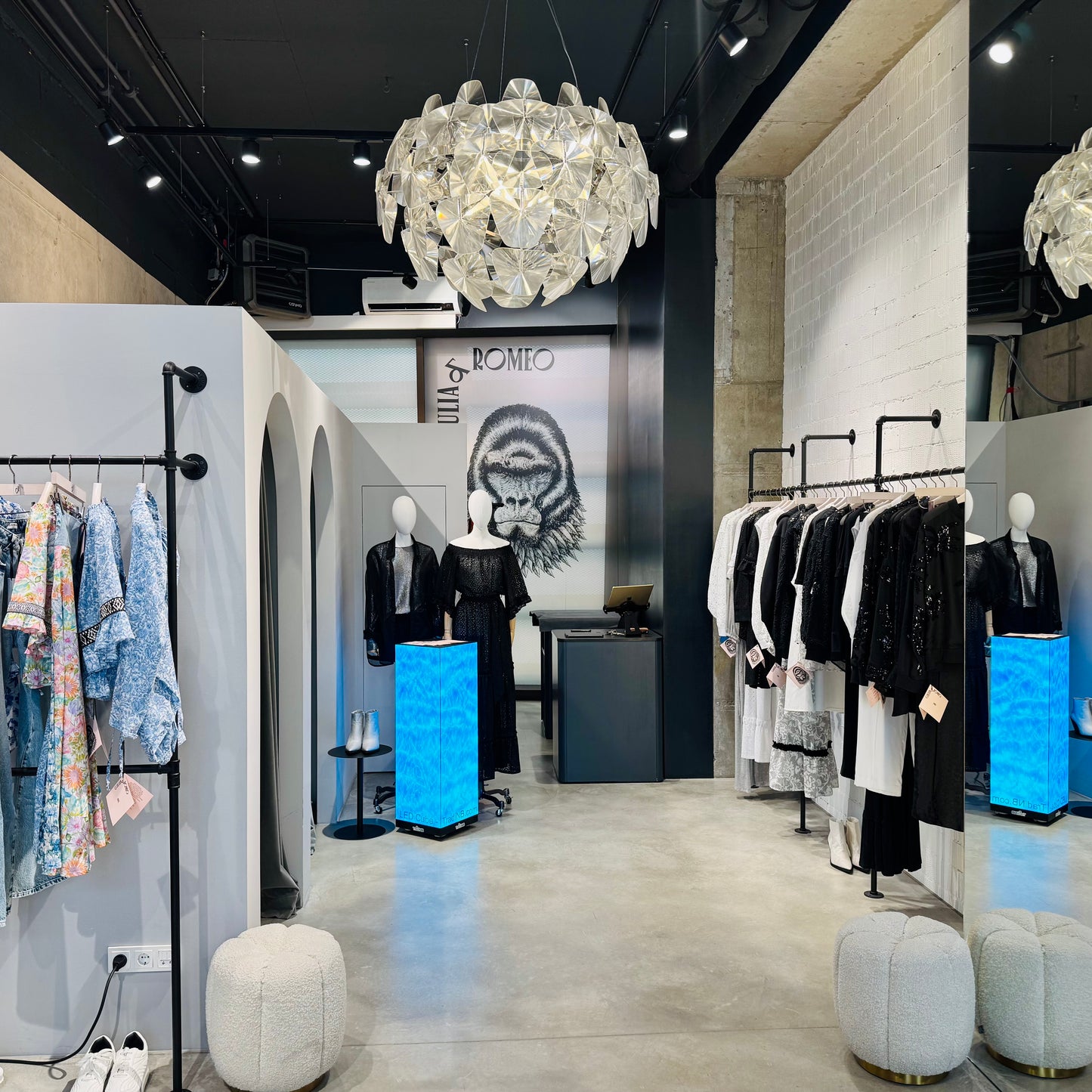 LED Cube Video Display 360 Grad